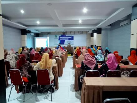 KIE KEAMANAN PANGAN BAGI KADER KESEHATAN